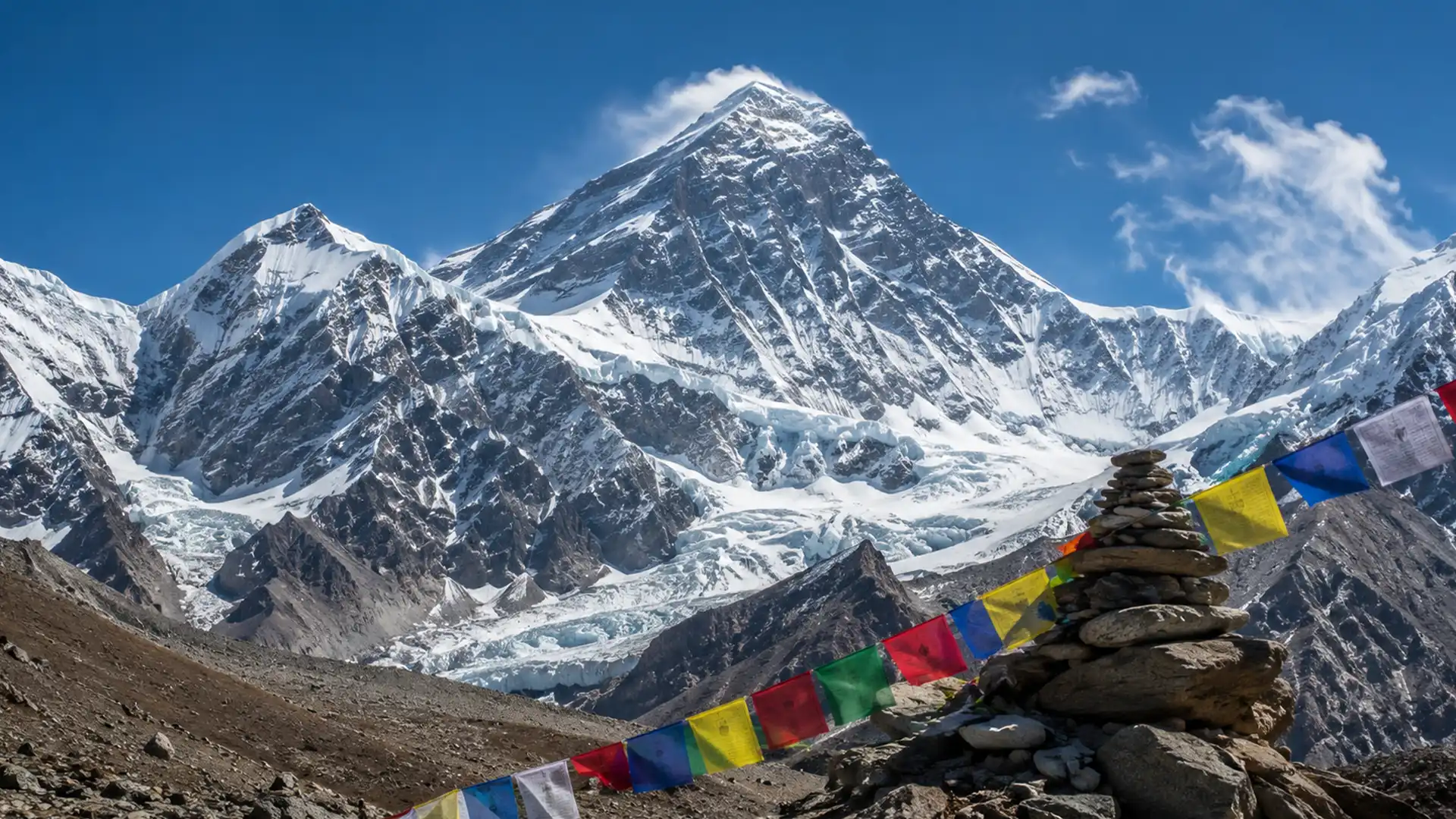 29 Mai, Ziua Internațională Everest – cel mai înalt munte din lume